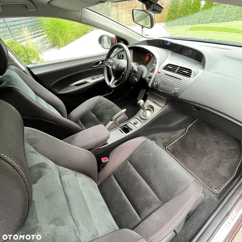 Honda Civic 1.8i-VTEC Sport - 14