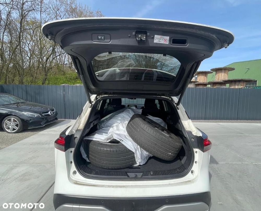 Nissan Qashqai 1.3 DIG-T MHEV Xtronic Tekna - 8