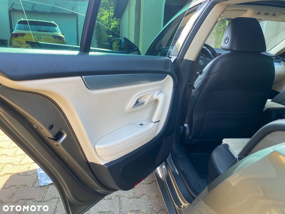 Volkswagen Passat CC 2.0 TDI DSG - 8