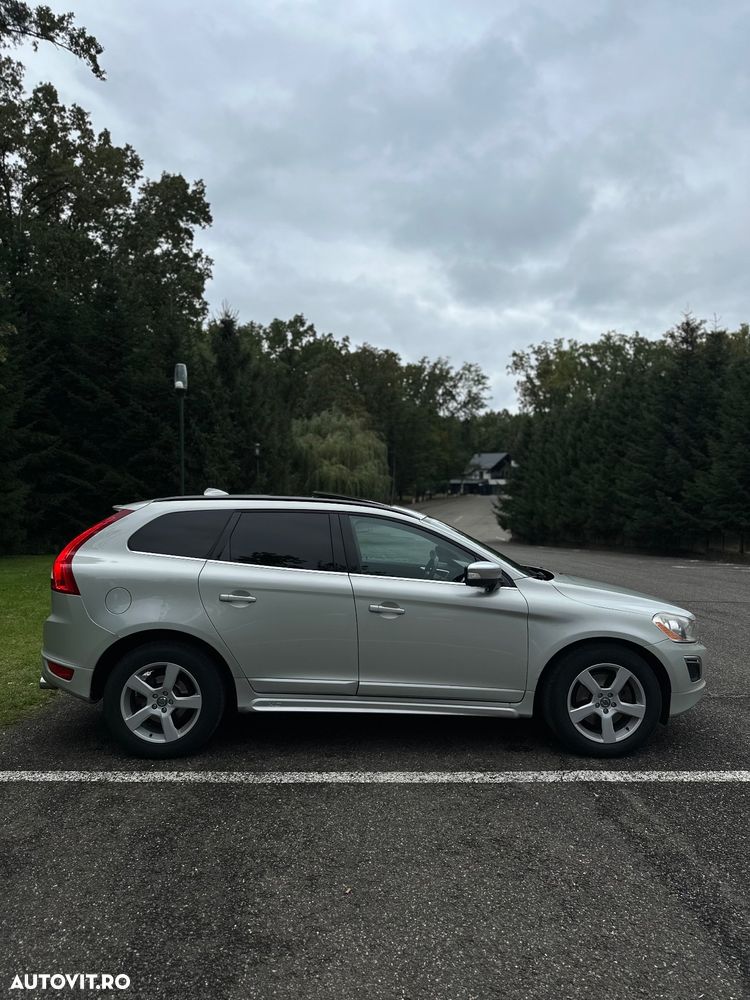 Volvo XC 60 D5 AWD RDesign - 8