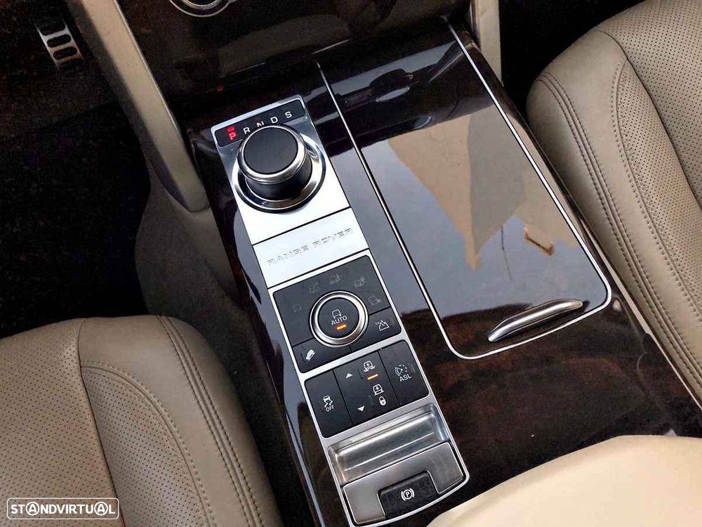 Land Rover Range Rover 4.4 SDV8 Autobiography - 16