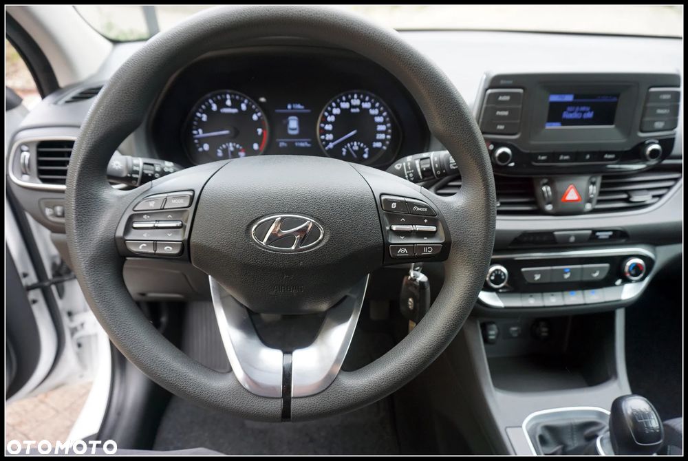 Hyundai i30 1.5 DPI Modern - 14