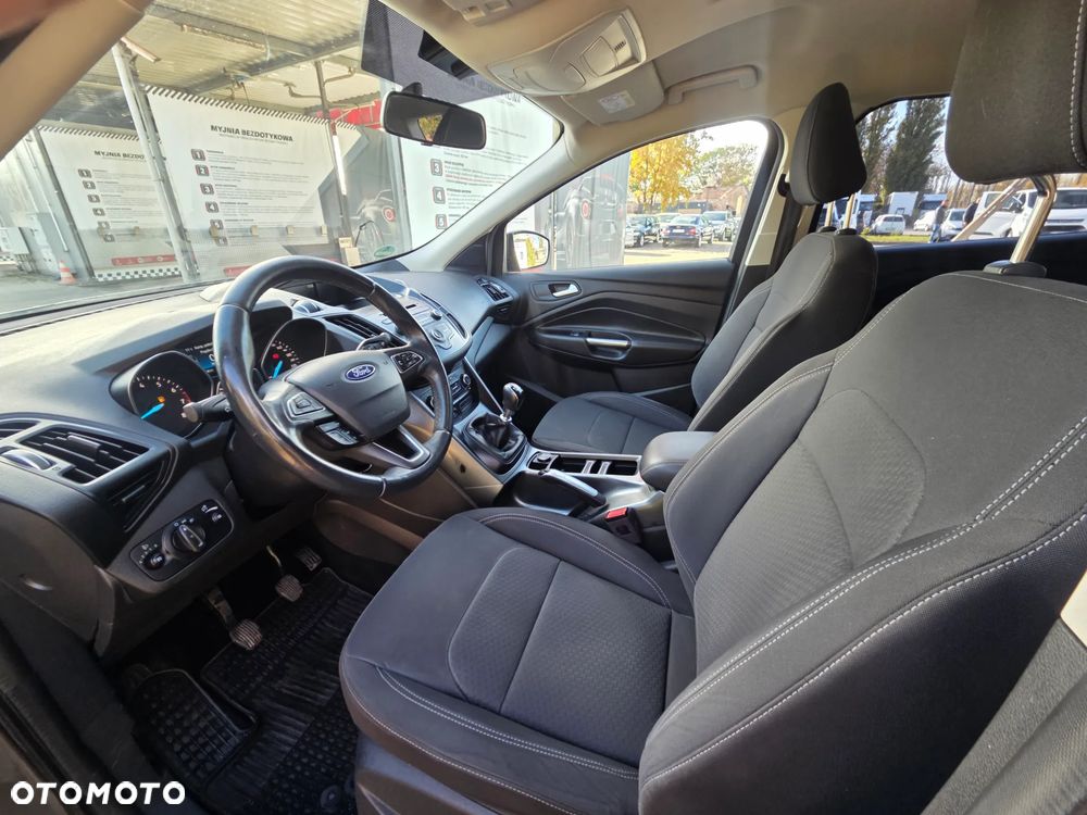 Ford Kuga 1.5 EcoBoost 2x4 Cool & Connect - 25