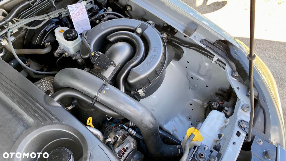 Ford Ranger 2.5 TDCi DC XLT - 30