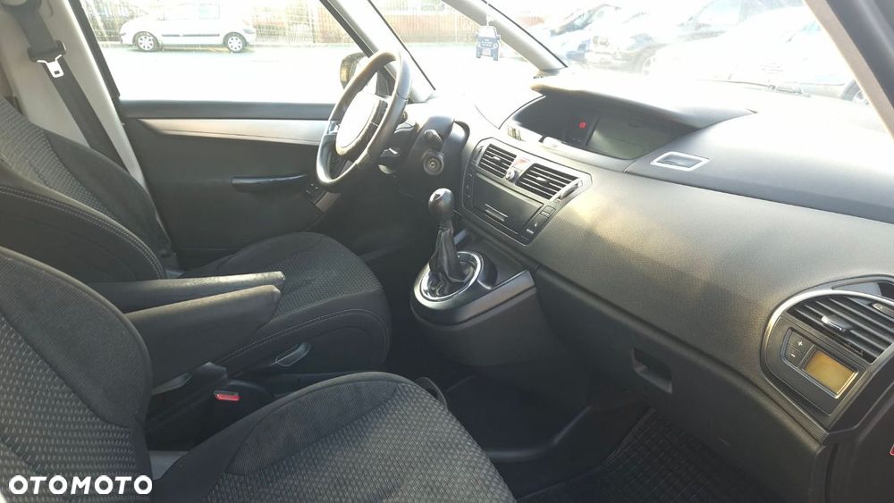 Citroën C4 Picasso - 8