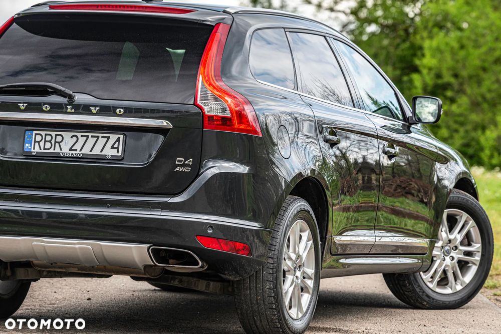 Volvo XC 60 D4 AWD Geartronic Summum - 18