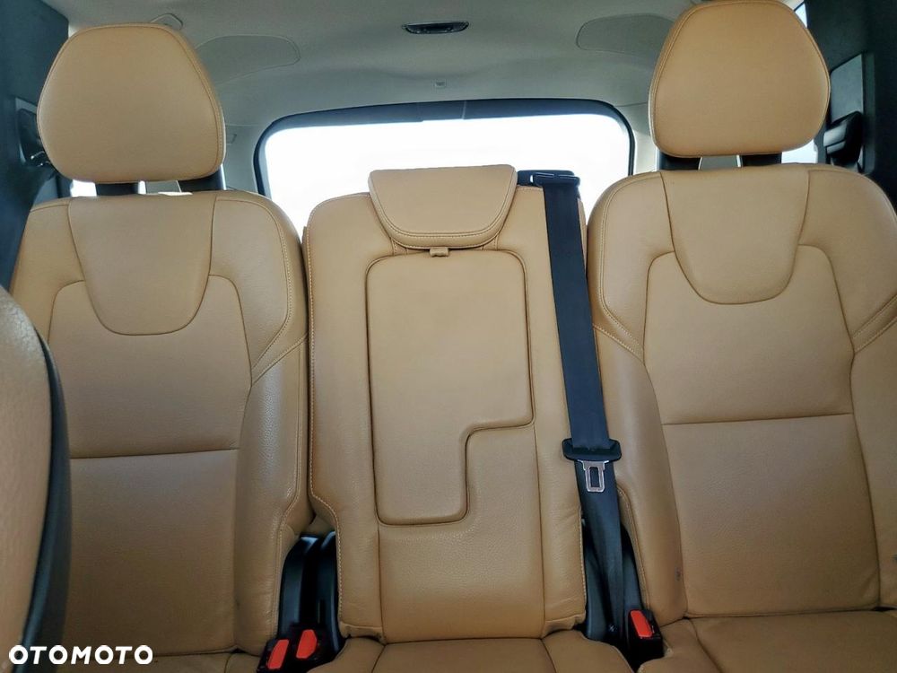 Volvo XC 90 T6 AWD Geartronic Momentum - 9