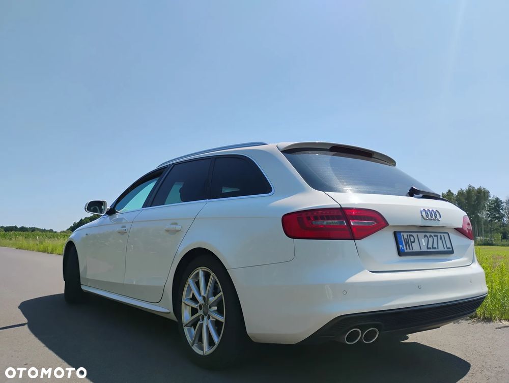 Audi A4 Avant 2.0 TDI DPF clean diesel multitronic S line Sportpaket - 5