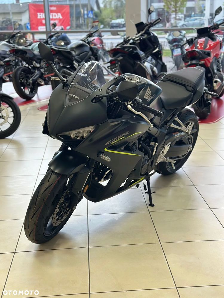 Honda CBR - 4