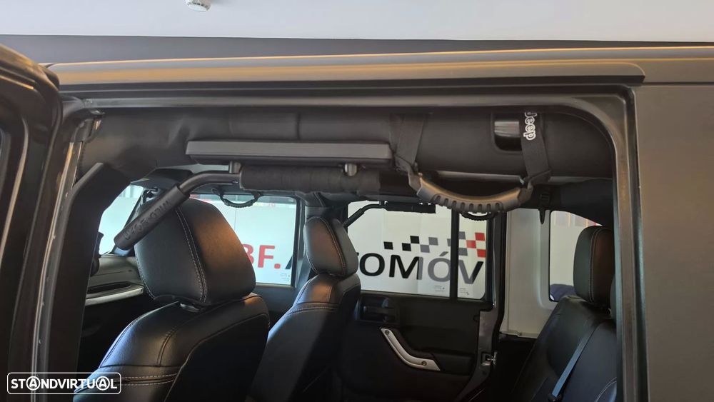Jeep Wrangler Unlimited 2.8 CRD Sahara AT - 50