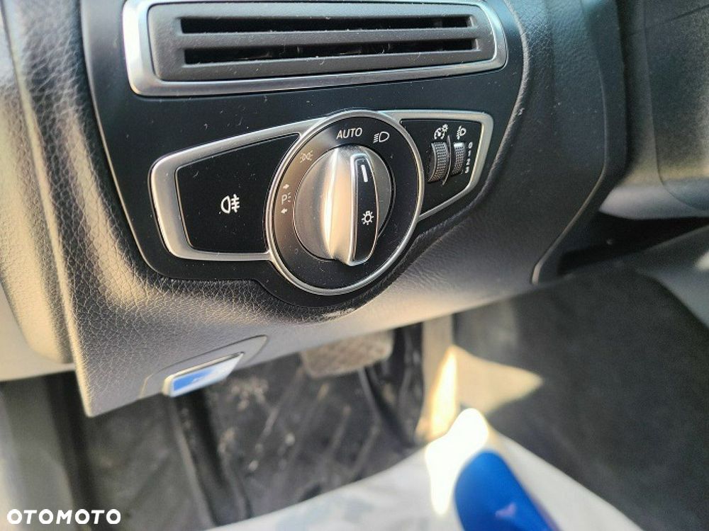 Mercedes-Benz Klasa C - 19