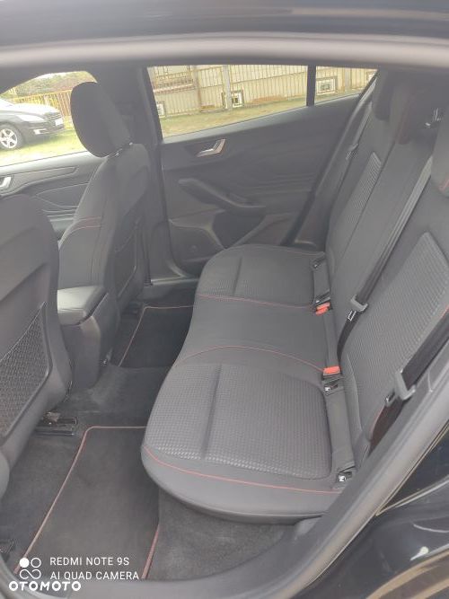 Ford Focus 1.0 EcoBoost Start-Stopp-System ST-LINE - 22