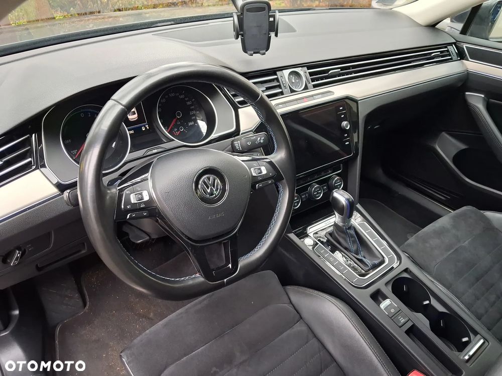Volkswagen Passat 1.4 TSI Plug-In-Hybrid GTE - 11