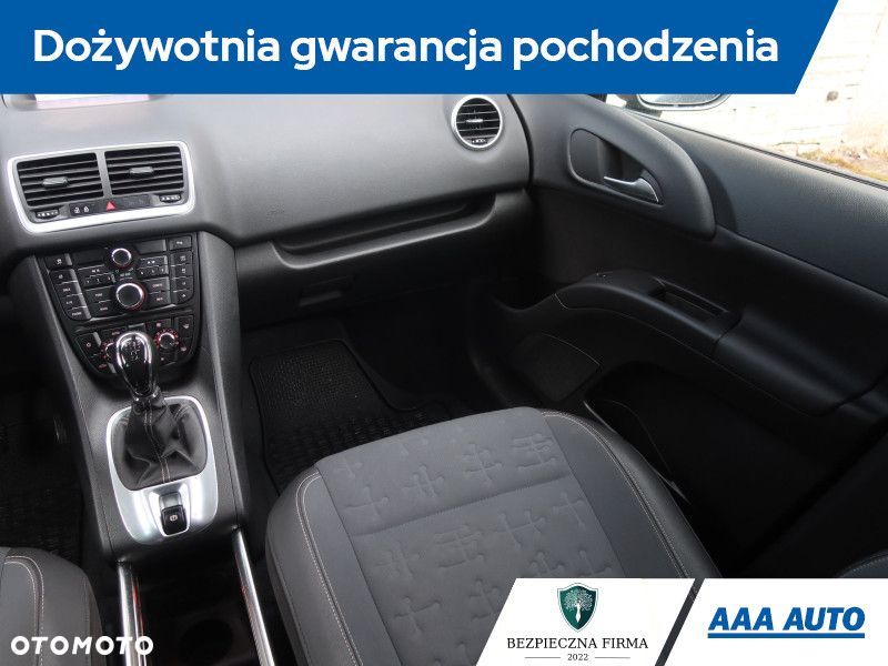 Opel Meriva - 10