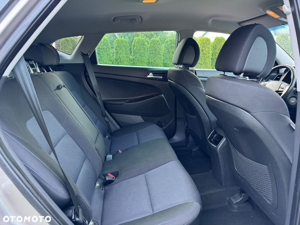 Hyundai Tucson 2.0 CRDi 4WD Automatik Style - 14
