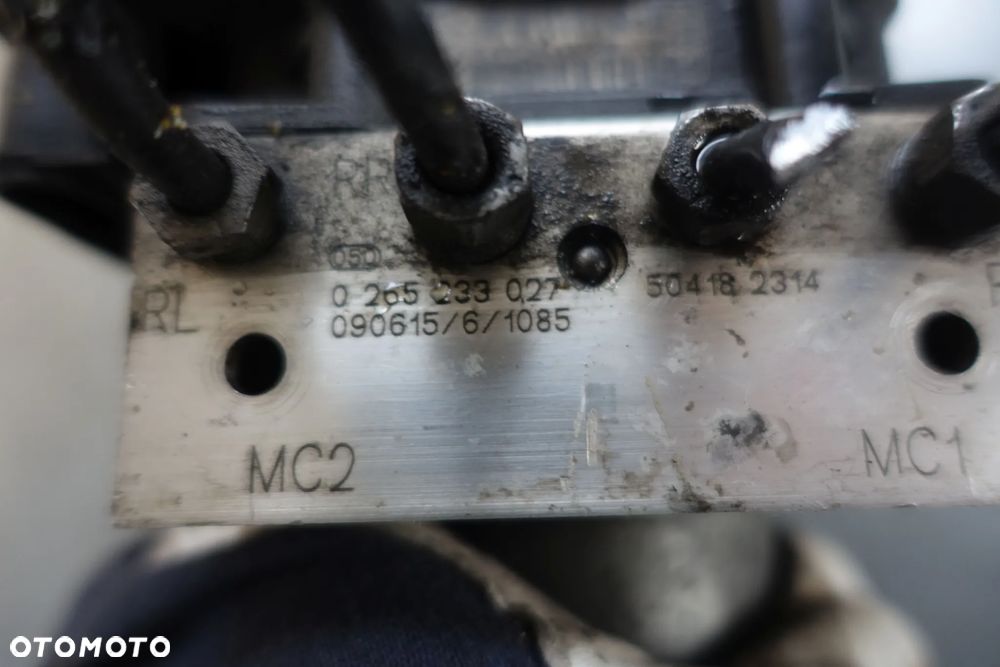 POMPA ABS IVECO DAILY 2,3 09-12r.  504182314 0265233027 - 3