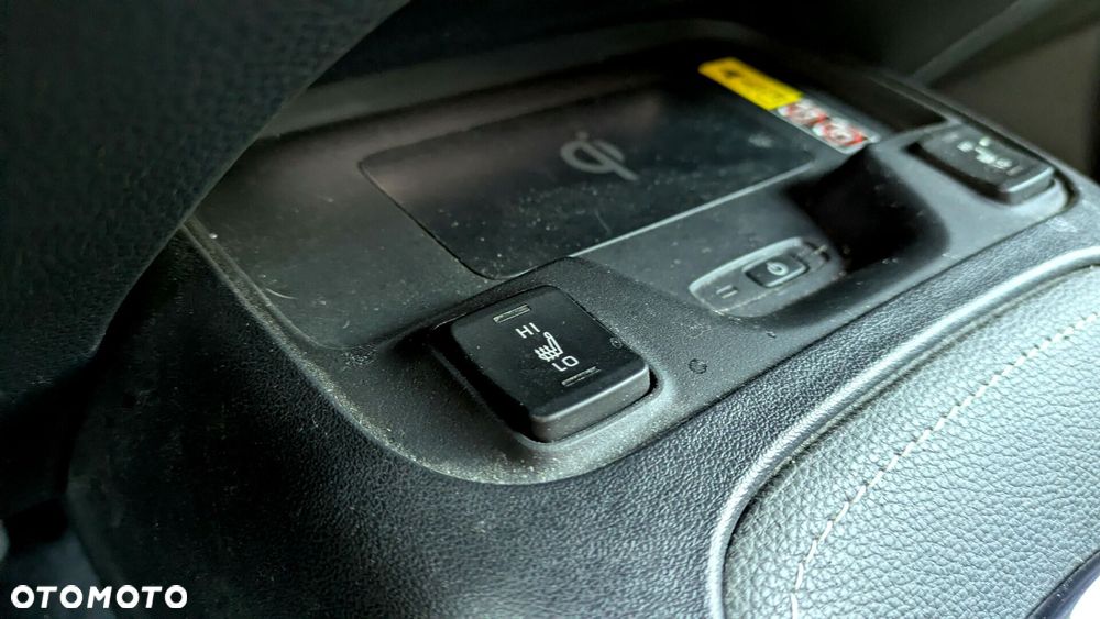 Toyota Corolla 1.8 Hybrid Style - 13