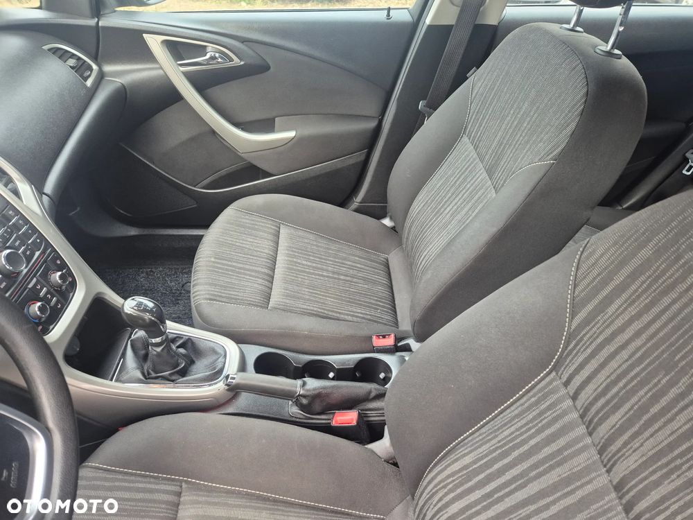 Opel Astra 1.4 ecoFLEX - 13