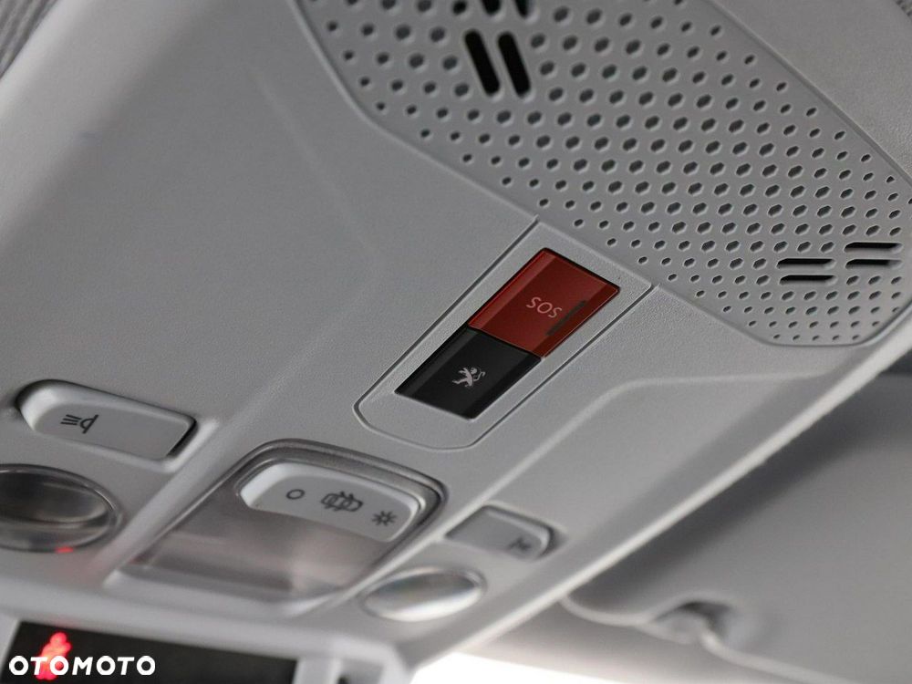 Peugeot 208 PureTech 100 Active - 36