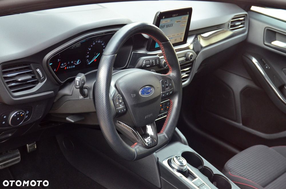 Ford Focus SW 2.0 TDCi ST-Line Black ASS PowerShift - 16