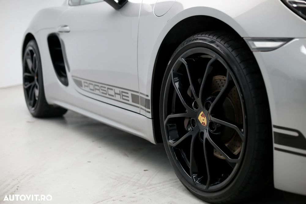 PORSCHE Cayman 2023 — imagine 19