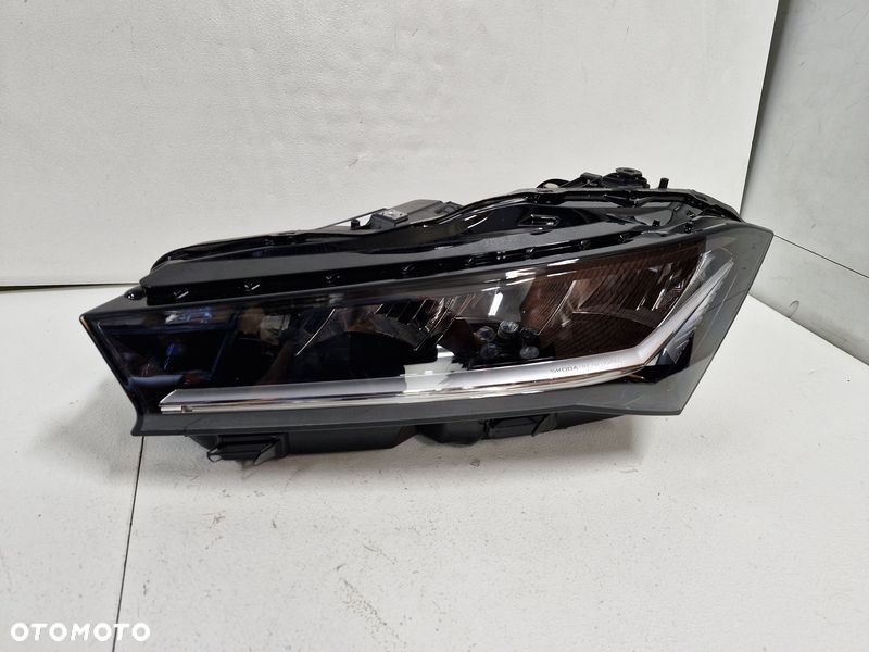 SKODA SUPERB 4 IV LAMPA LEWY PRZÓD LEWA PRZEDNIA REFLEKTOR LED EU 3P1941015 - 1