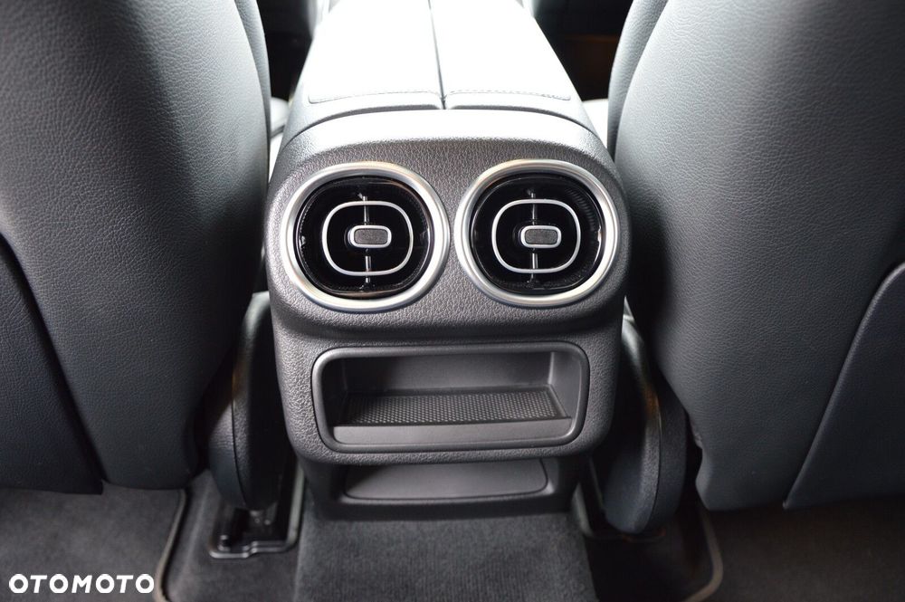 Mercedes-Benz GLC - 21