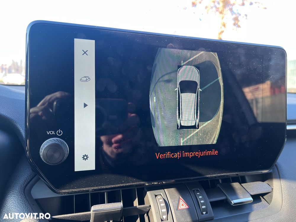 Toyota RAV4 2.5 Hybrid VVT-iE 4x4 Luxury - 3