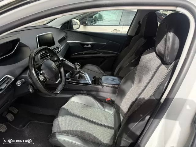 Peugeot 3008 1.2 PureTech Access - 27