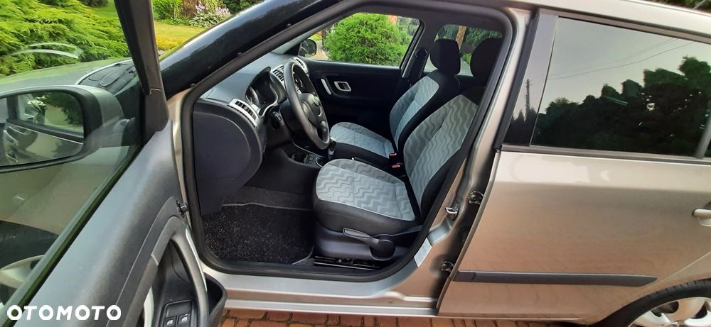 Skoda Fabia 1.4 16V Comfort - 20
