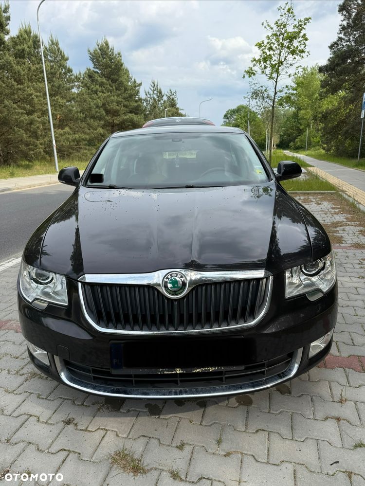 Skoda Superb 2.0 TDI Elegance - 2