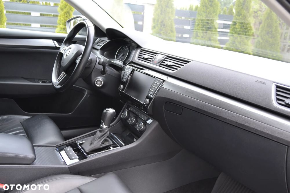 Skoda Superb 2.0 TSI 4x4 Style DSG - 34