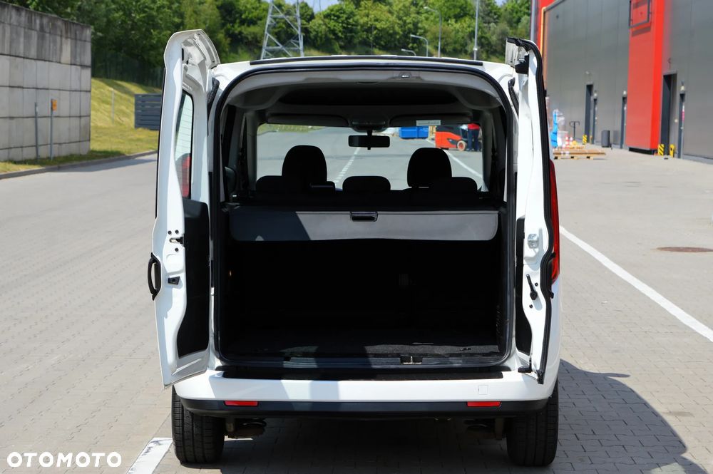 Fiat Doblo 1.4 16V Pop - 31