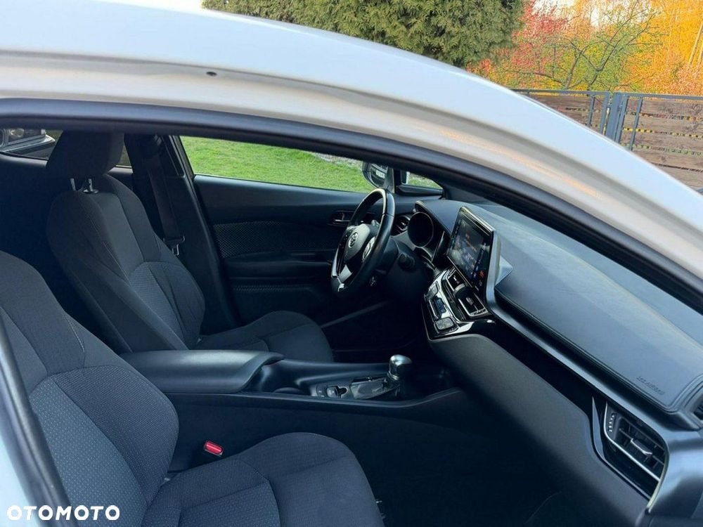 Toyota C-HR 1.2 Turbo Multidrive Flow - 9