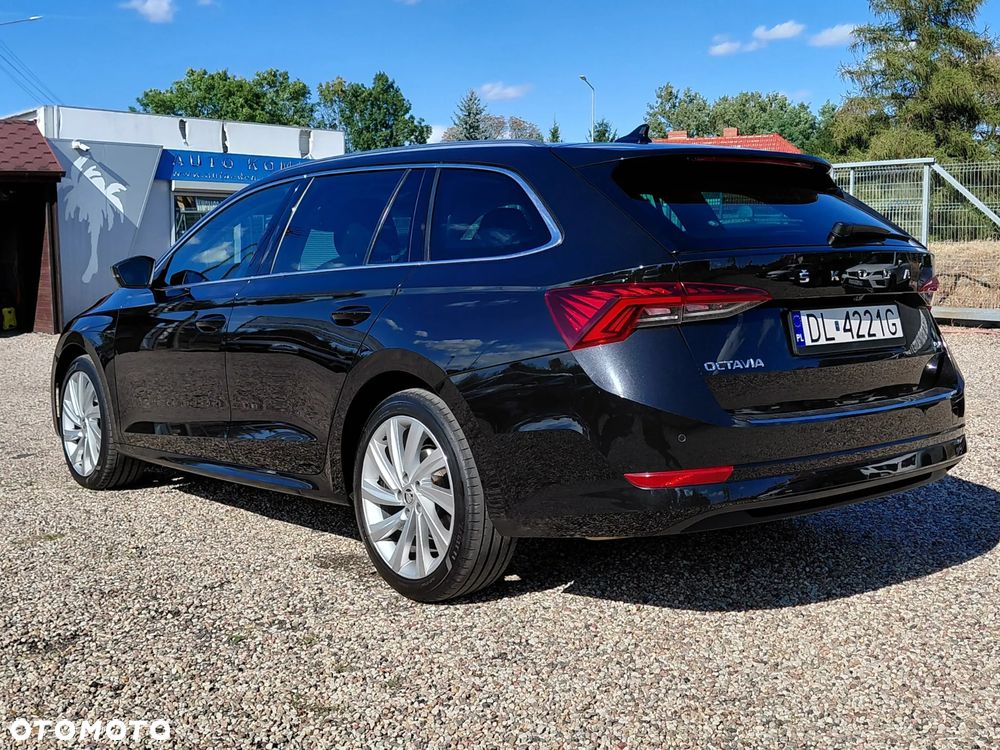 Skoda Octavia 2.0 TSI 4x4 Style DSG - 10