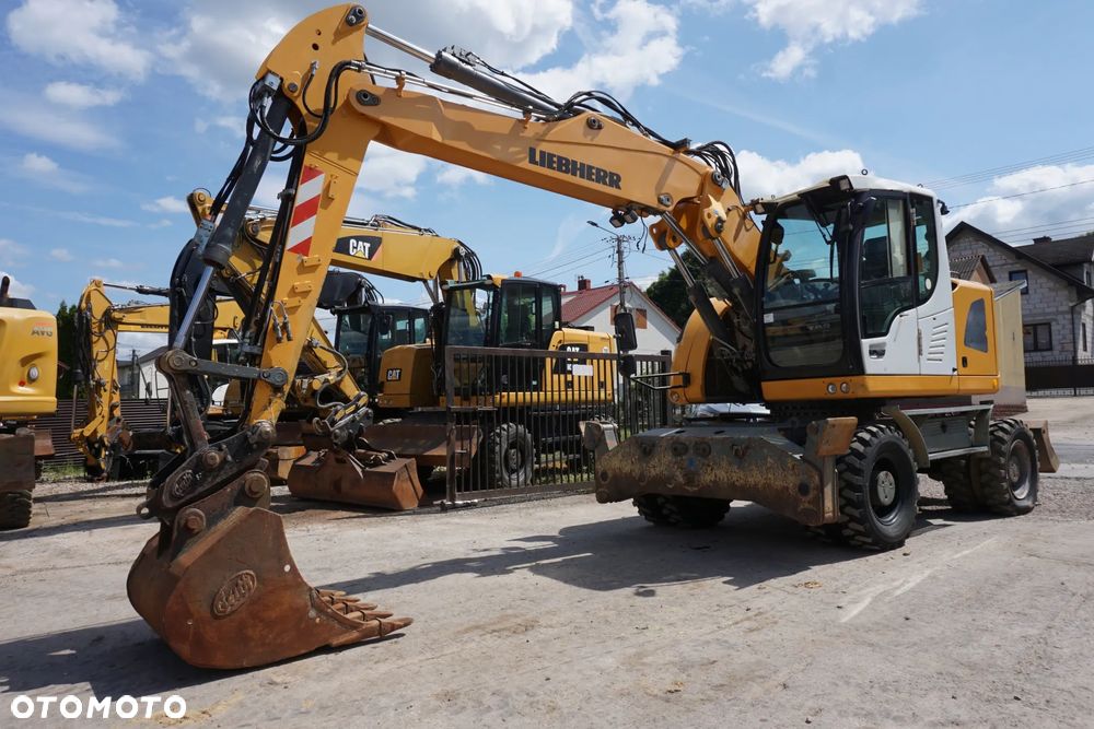 Liebherr A 914 - 1