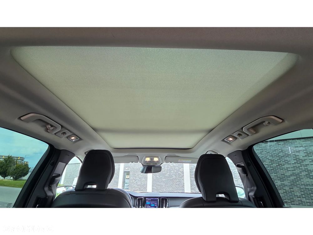 Volvo XC 60 B5 B AWD Ultra Dark - 24
