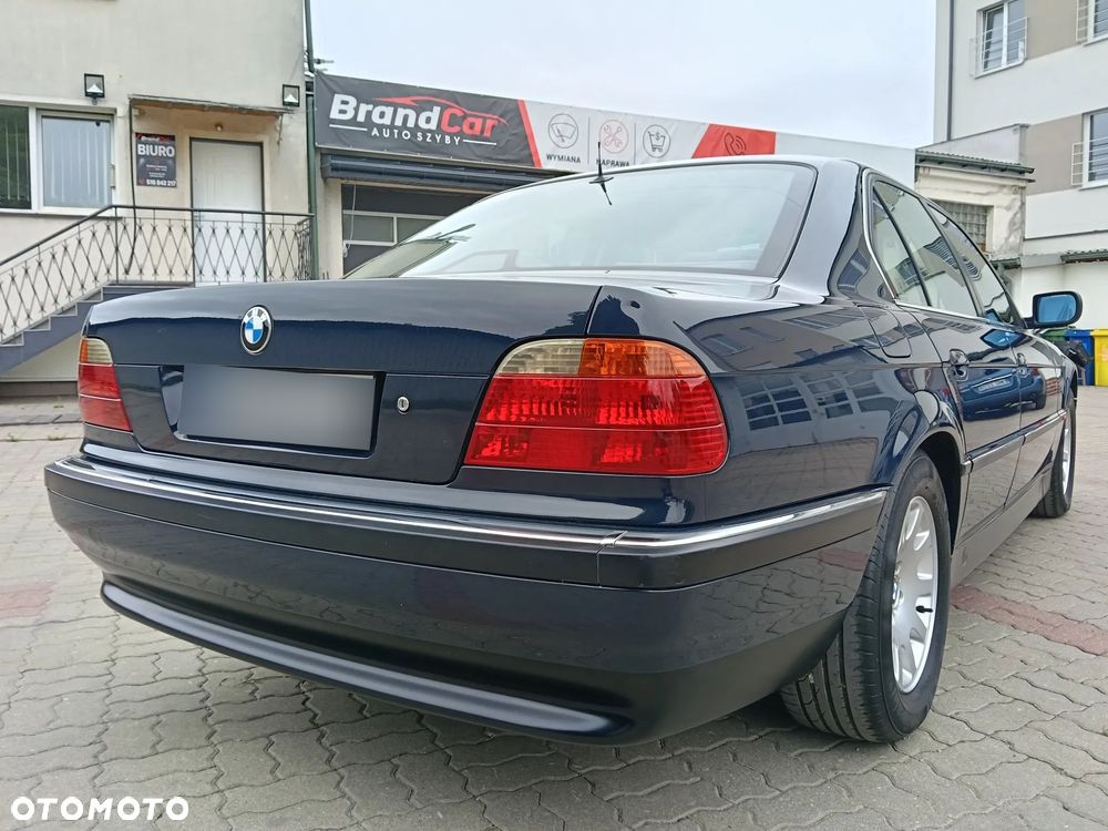 BMW Seria 7 - 15