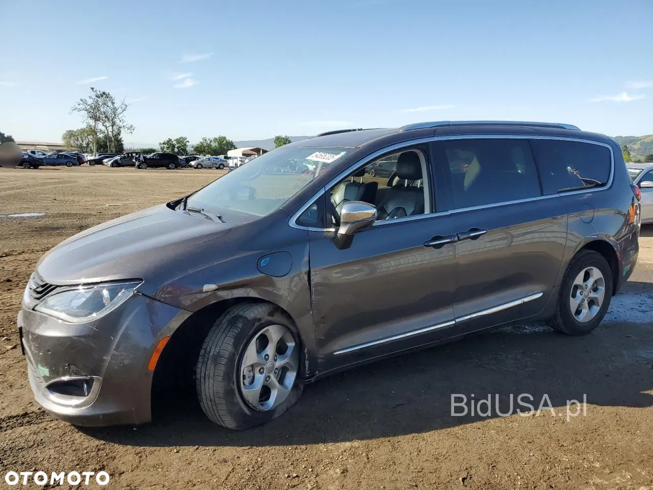Chrysler Pacifica - 7