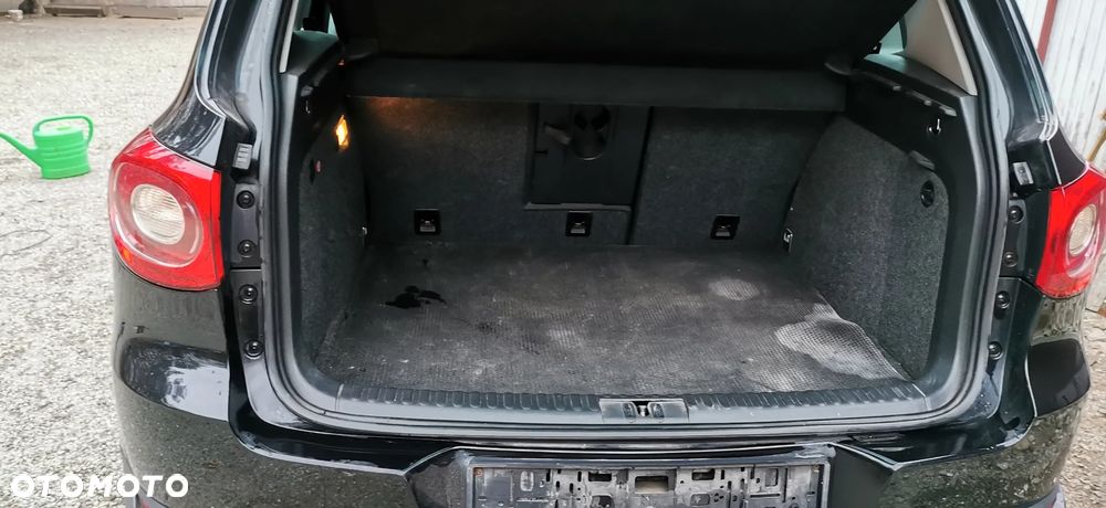 Volkswagen Tiguan - 8