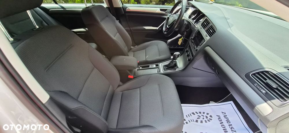 Volkswagen Golf 1.6 TDI Trendline DSG - 22