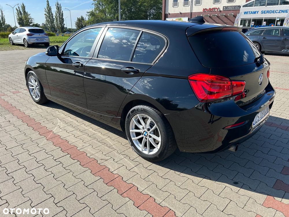 BMW Seria 1 116i - 8
