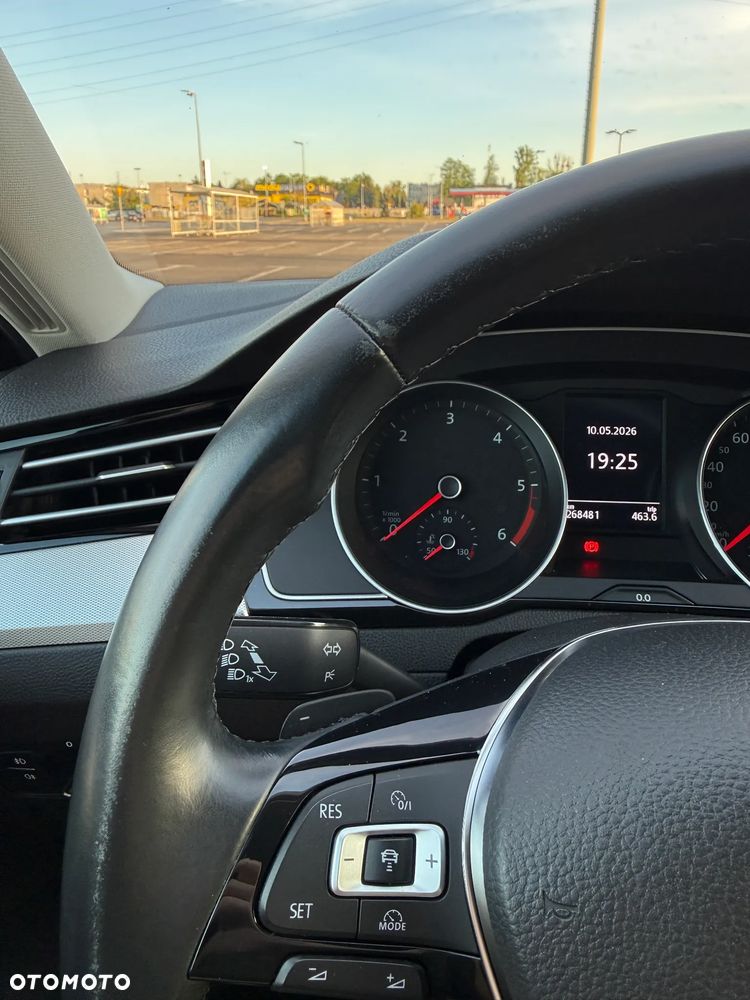 Volkswagen Passat 2.0 TDI BMT Comfortline DSG - 31