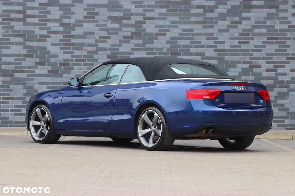 Audi A5 Cabrio 2.0 TDI DPF quattro - 3