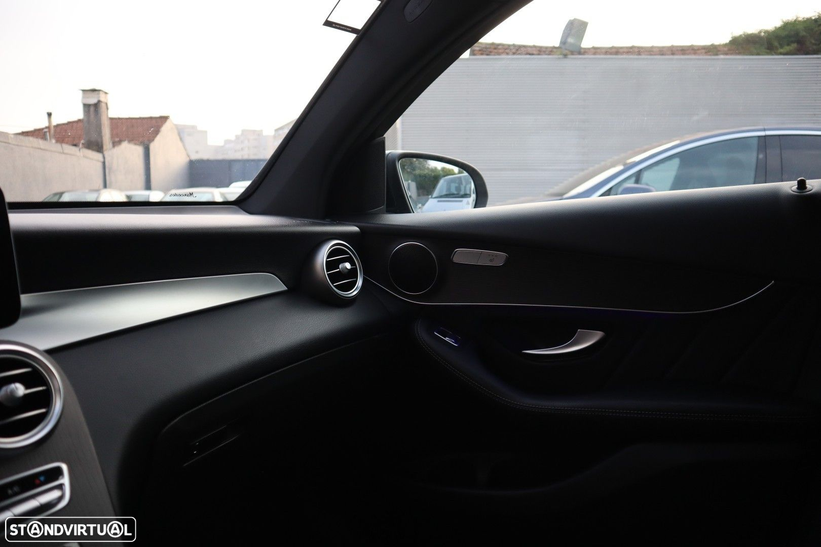 Mercedes-Benz GLC 300 de Coupe 4Matic 9G-TRONIC AMG Line - 29