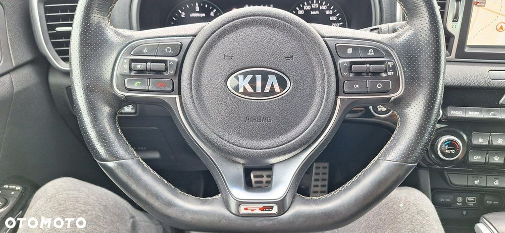 Kia Sportage - 16