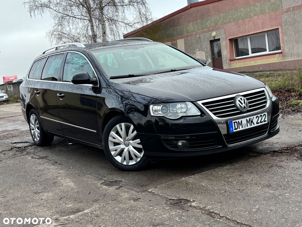 Volkswagen Passat 2.0 TDI DPF BlueMotion Technology Highline - 28
