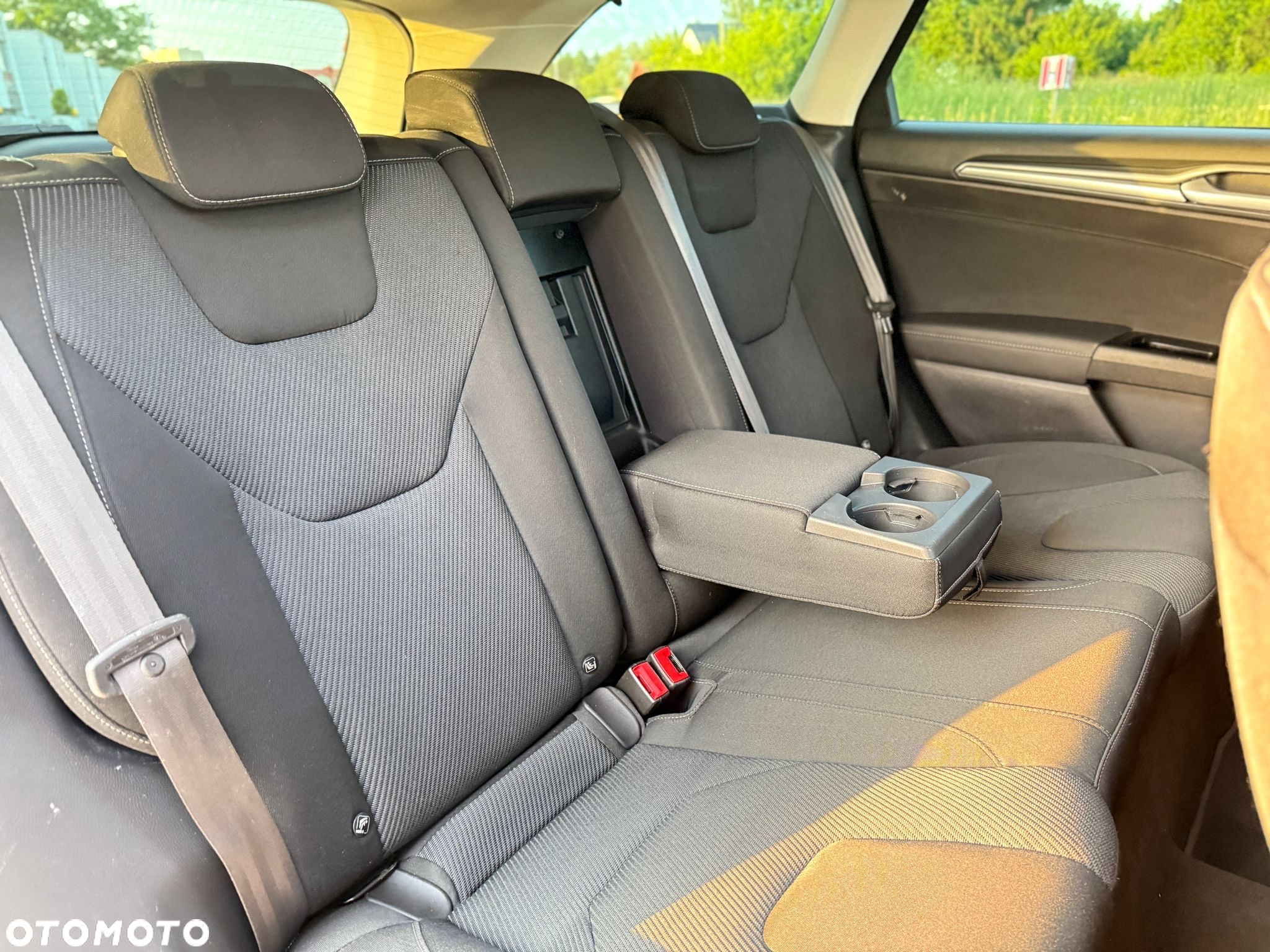 Ford Mondeo 2.0 TDCi Titanium PowerShift - 28