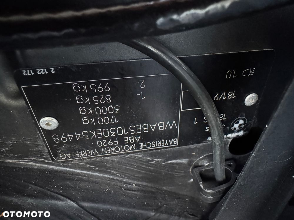 BMW Seria 3 318is - 25