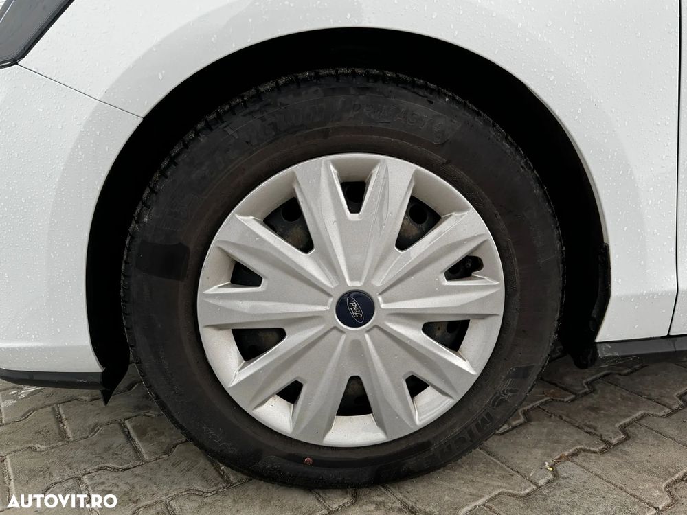 Ford Focus 1.5 EcoBlue Trend - 6